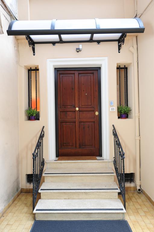 Fotofever Apt, Two Bedrooms With Air Conditioned In Elegant Shopping Area, Close To Vatican City Rom Exterior foto